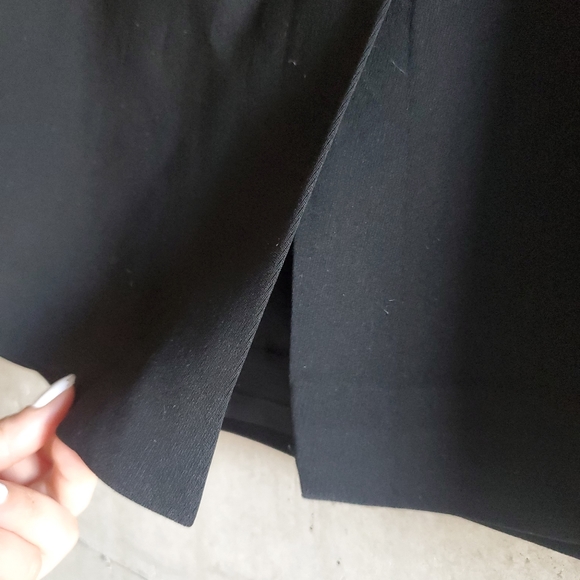 Bebe / Black Mini Skirt / Size 2 - Picture 3 of 5